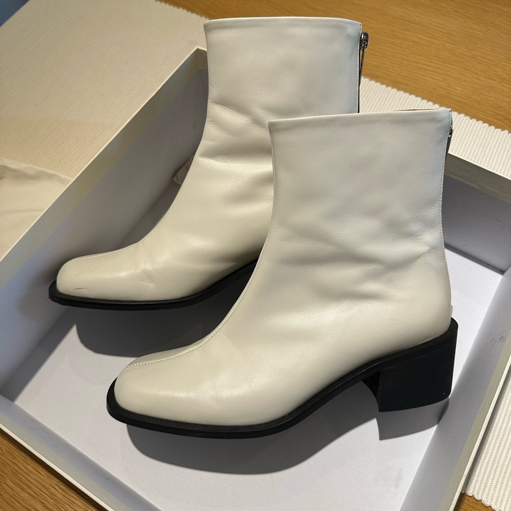 Reike Nen White Ankle Boots